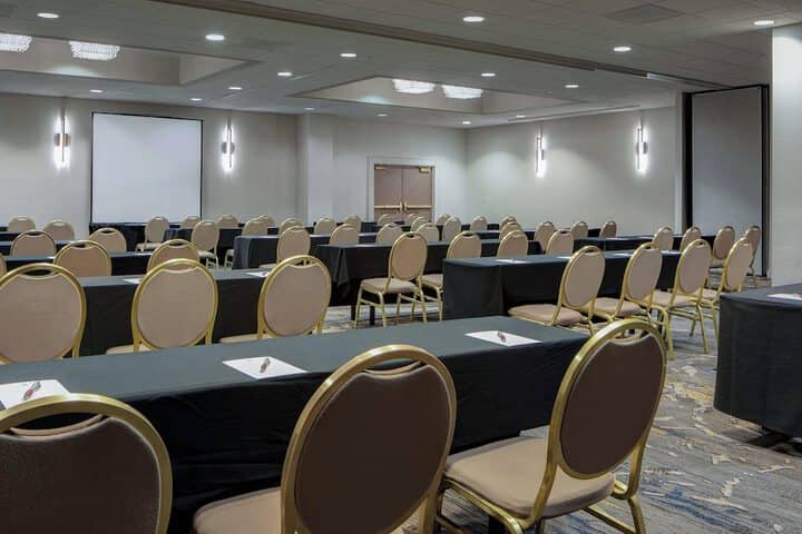 Meeting facility