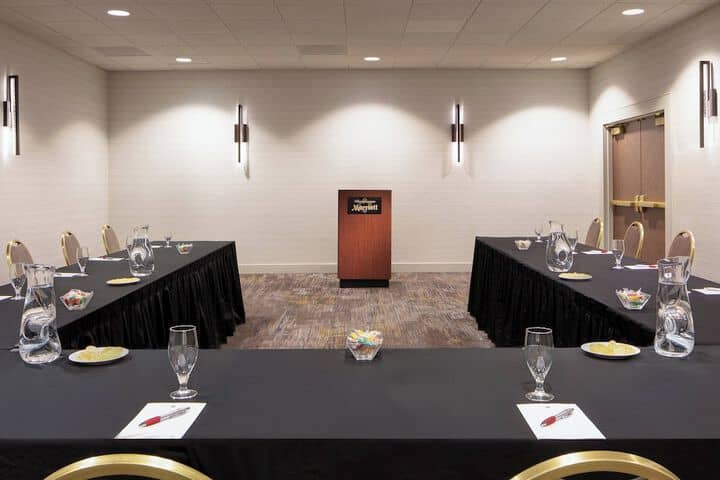 Meeting facility